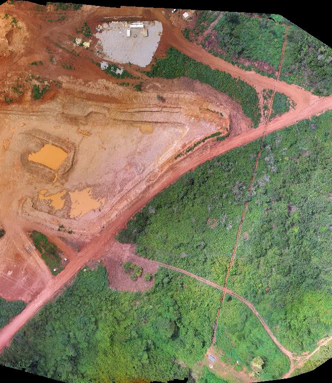 Vue aérienne par drone d'une carrière